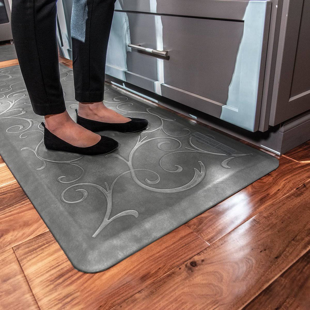 Silver Leaf Studio Scalloped Mat Q115