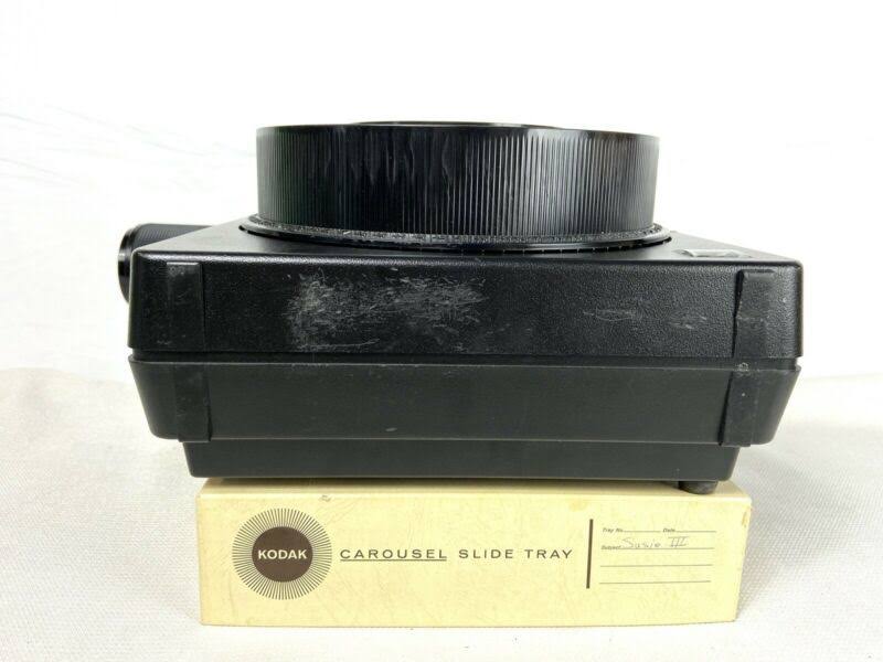 Slide Projector with Slide Tray S217