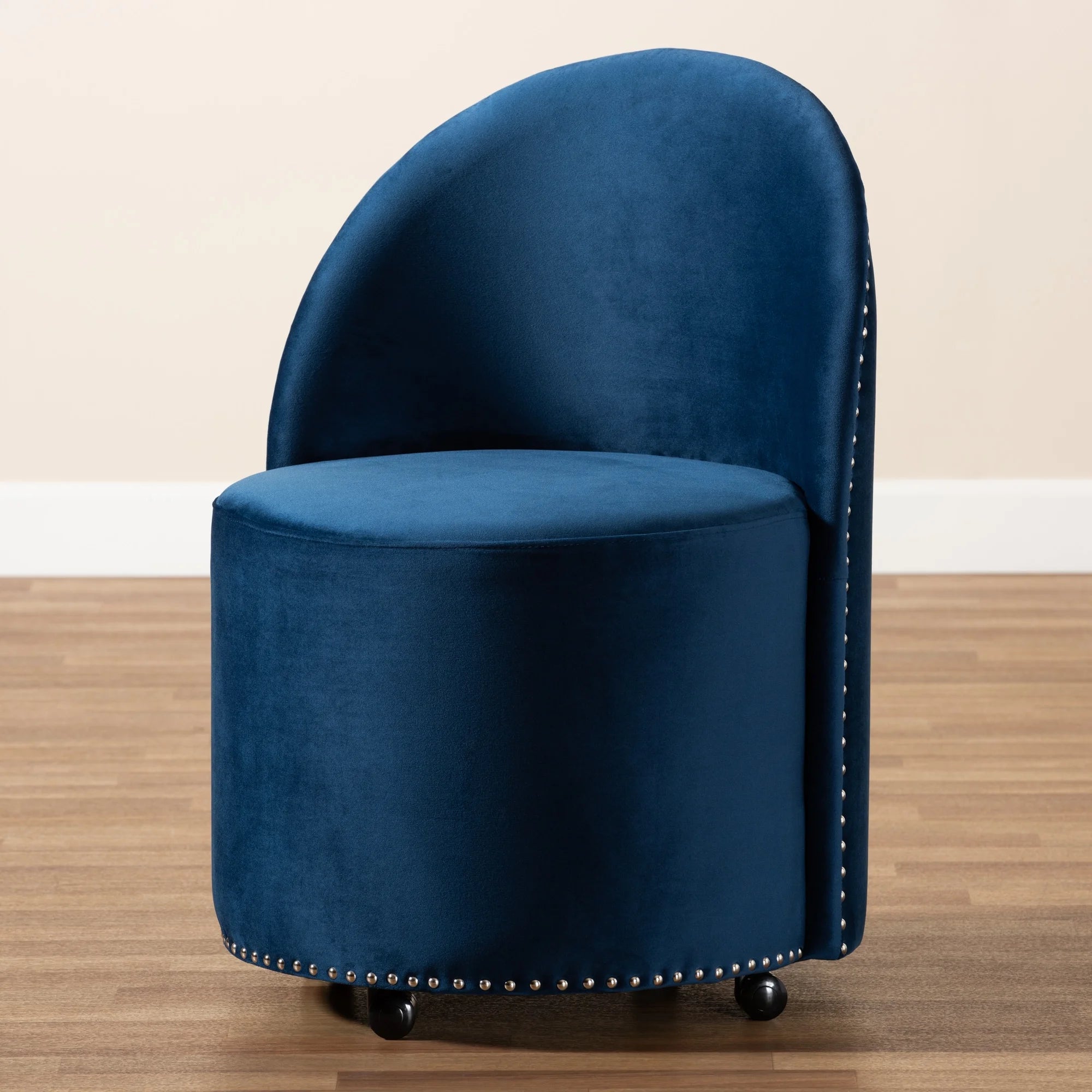 Navy Blue Bucket Chair E472399