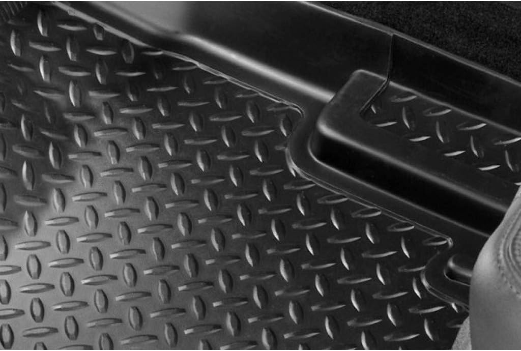 Floor Liners 2nd Row Classic Style M940