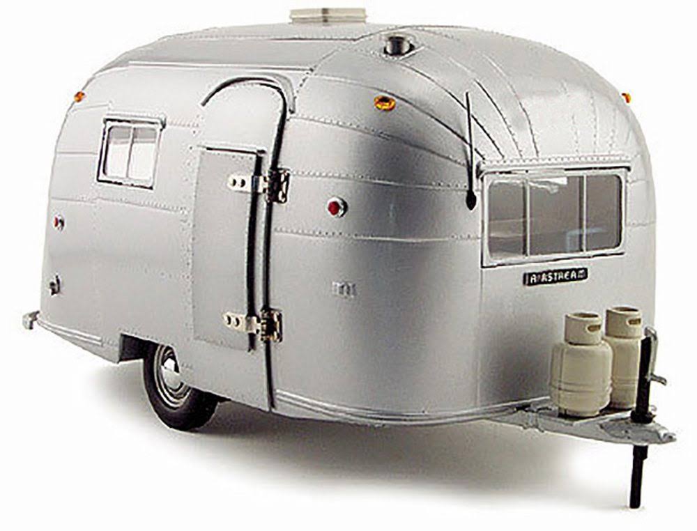 1/18 Aluminum Camper Trailer I9853