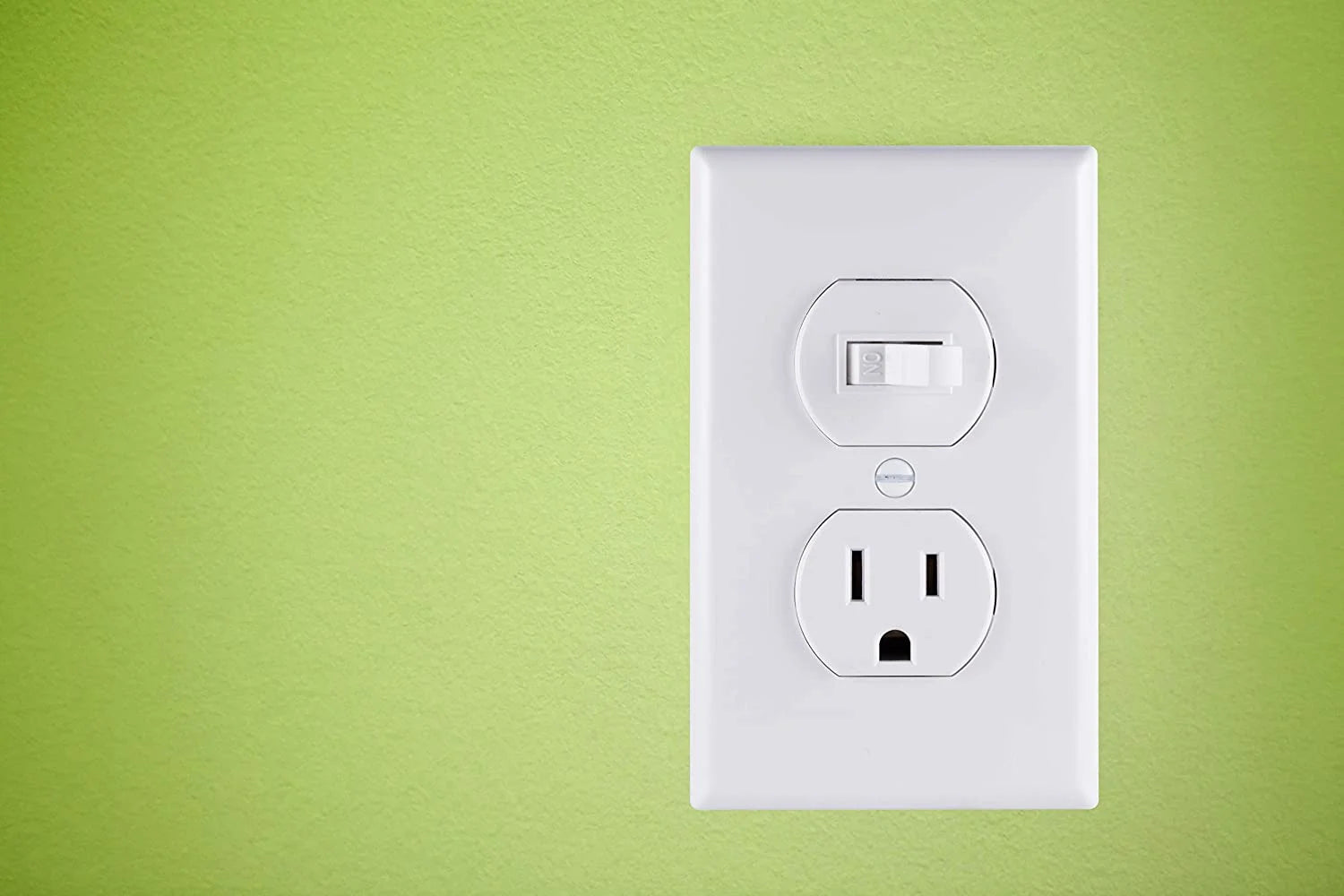 White Two-in-One Light Switch Outlet, 5 Pack U548801
