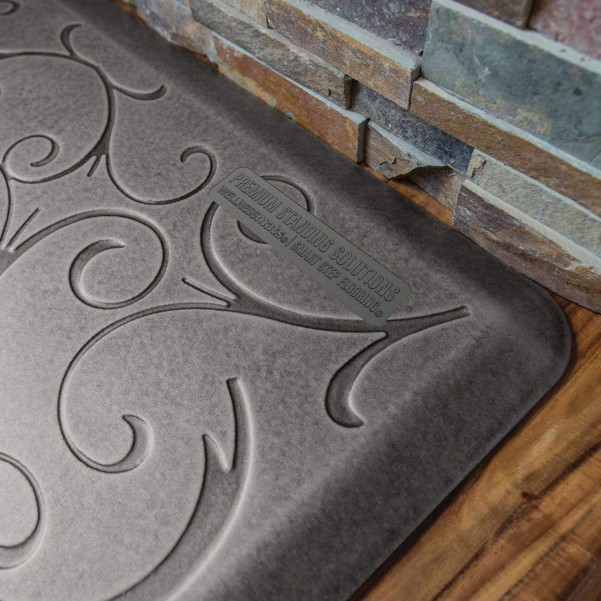 Silver Leaf Studio Scalloped Mat Q115