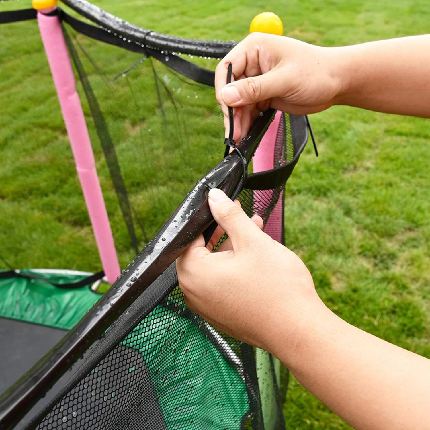 39 ft Trampoline Water Sprinkler O347