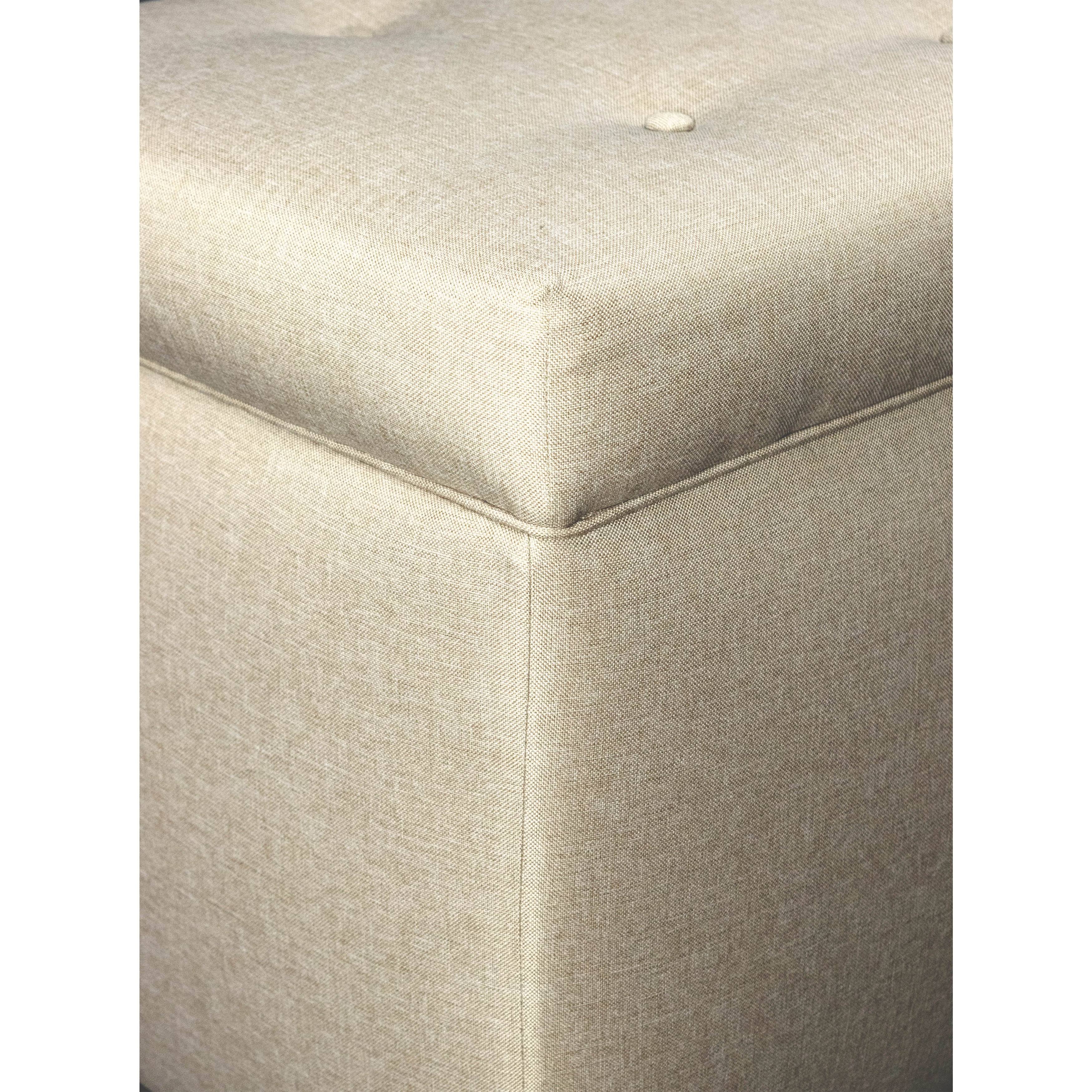 Light Tan Tufted Storage Trunk Bench D613