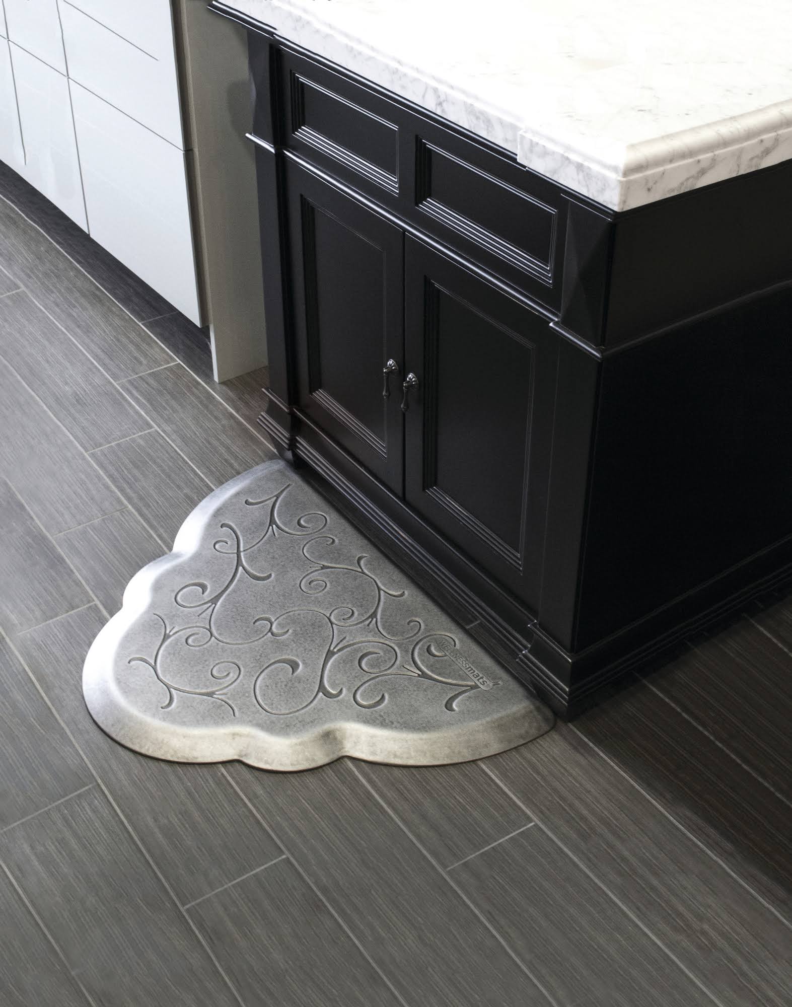Silver Leaf Studio Scalloped Mat Q115