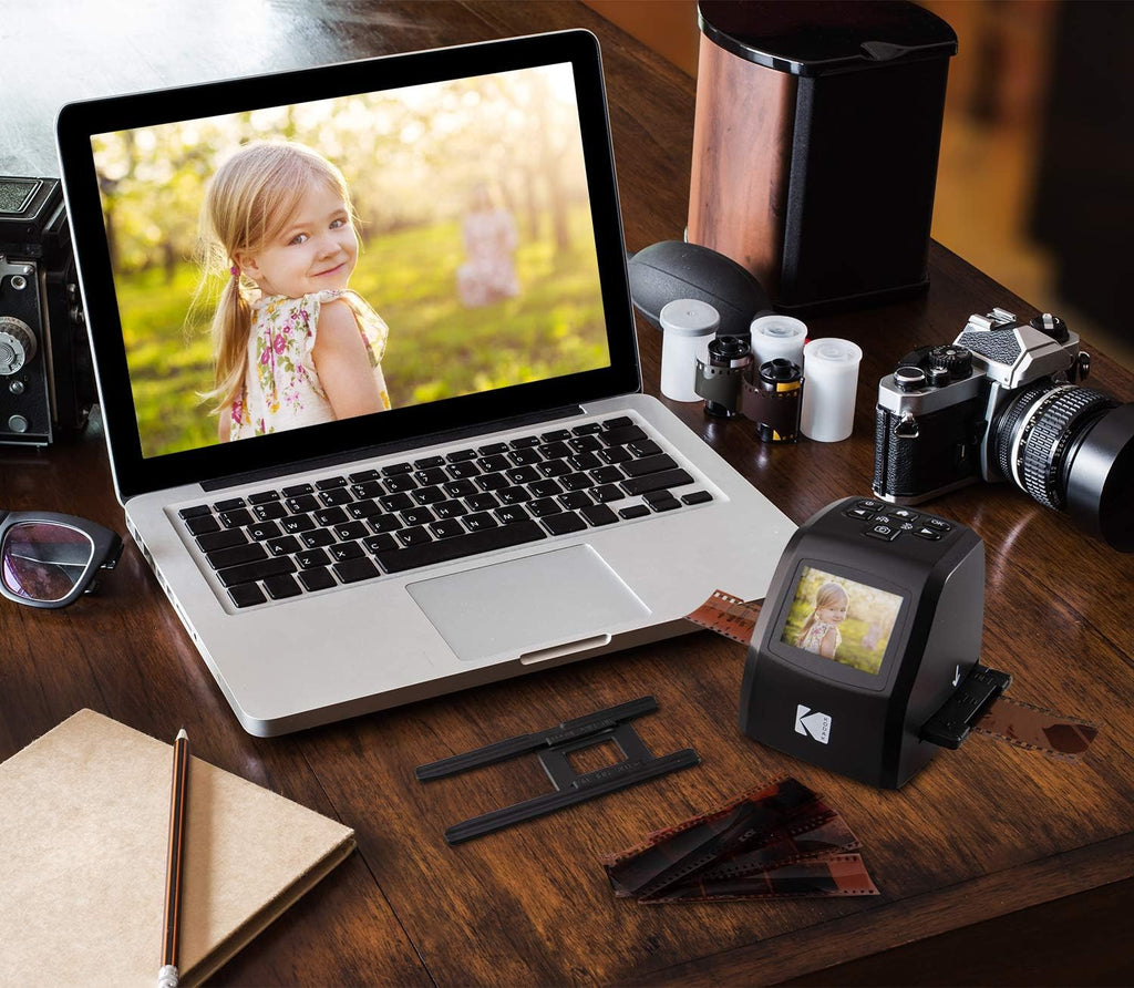 Mini Digital Film & Slide Scanner with 2.4 LCD Screen V41621