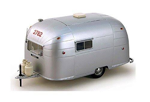 1/18 Aluminum Camper Trailer I9853